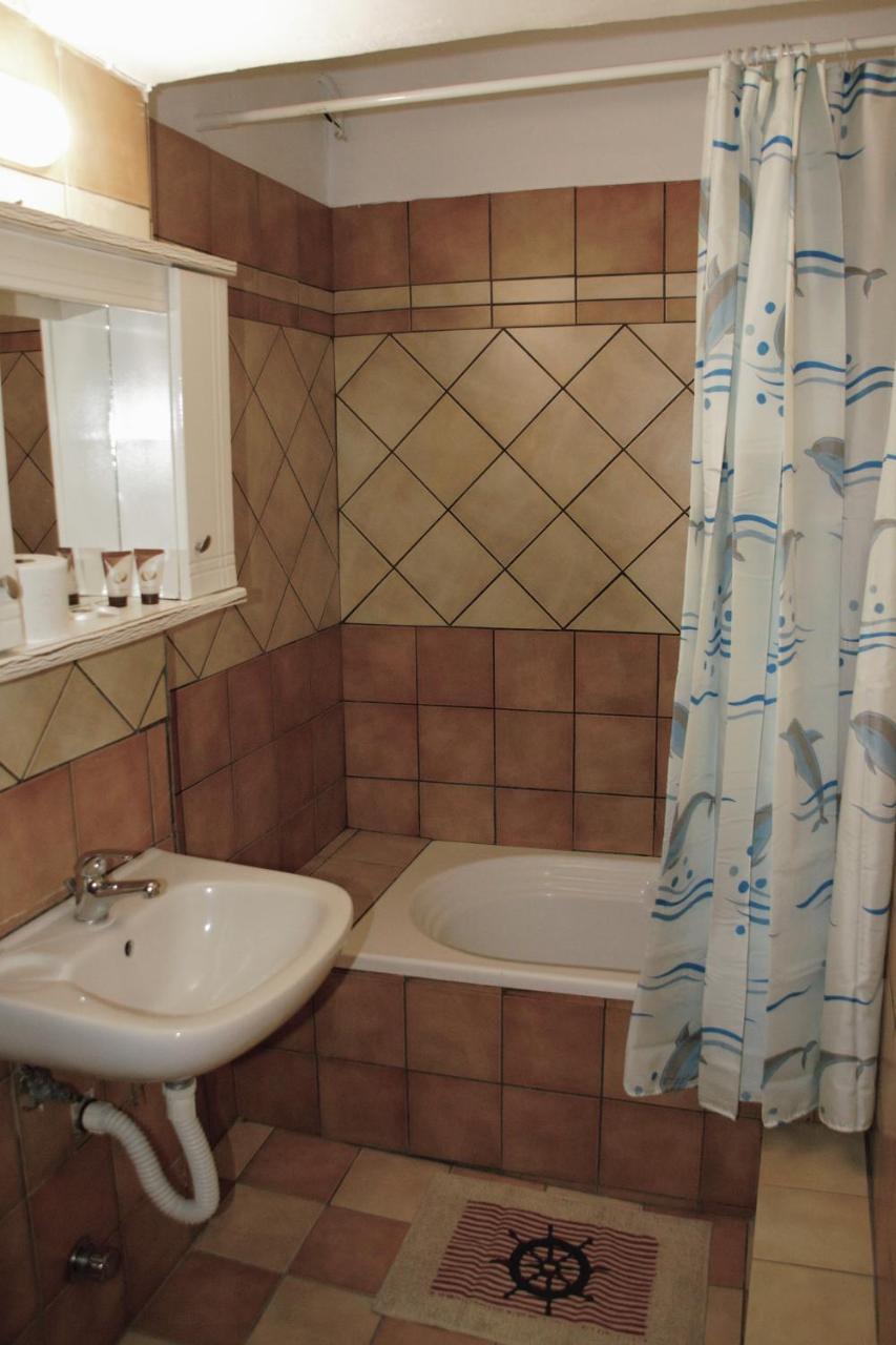 Alexander Rooms & Apartments İgumeniça Dış mekan fotoğraf
